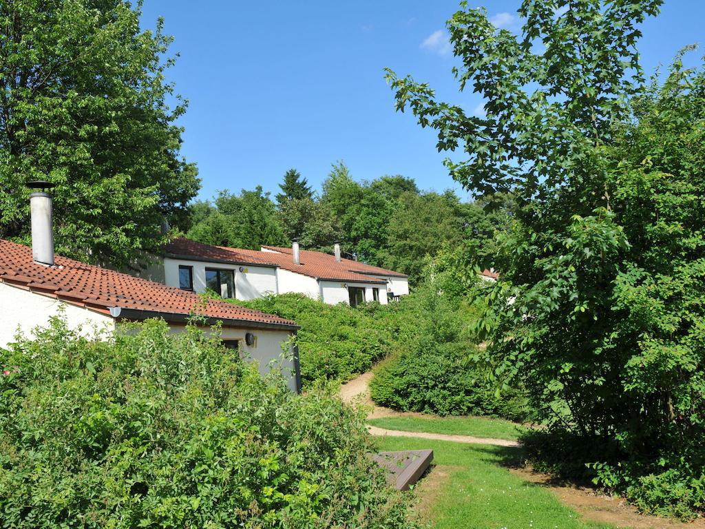Vallee De Rabais Otel Virton Dış mekan fotoğraf