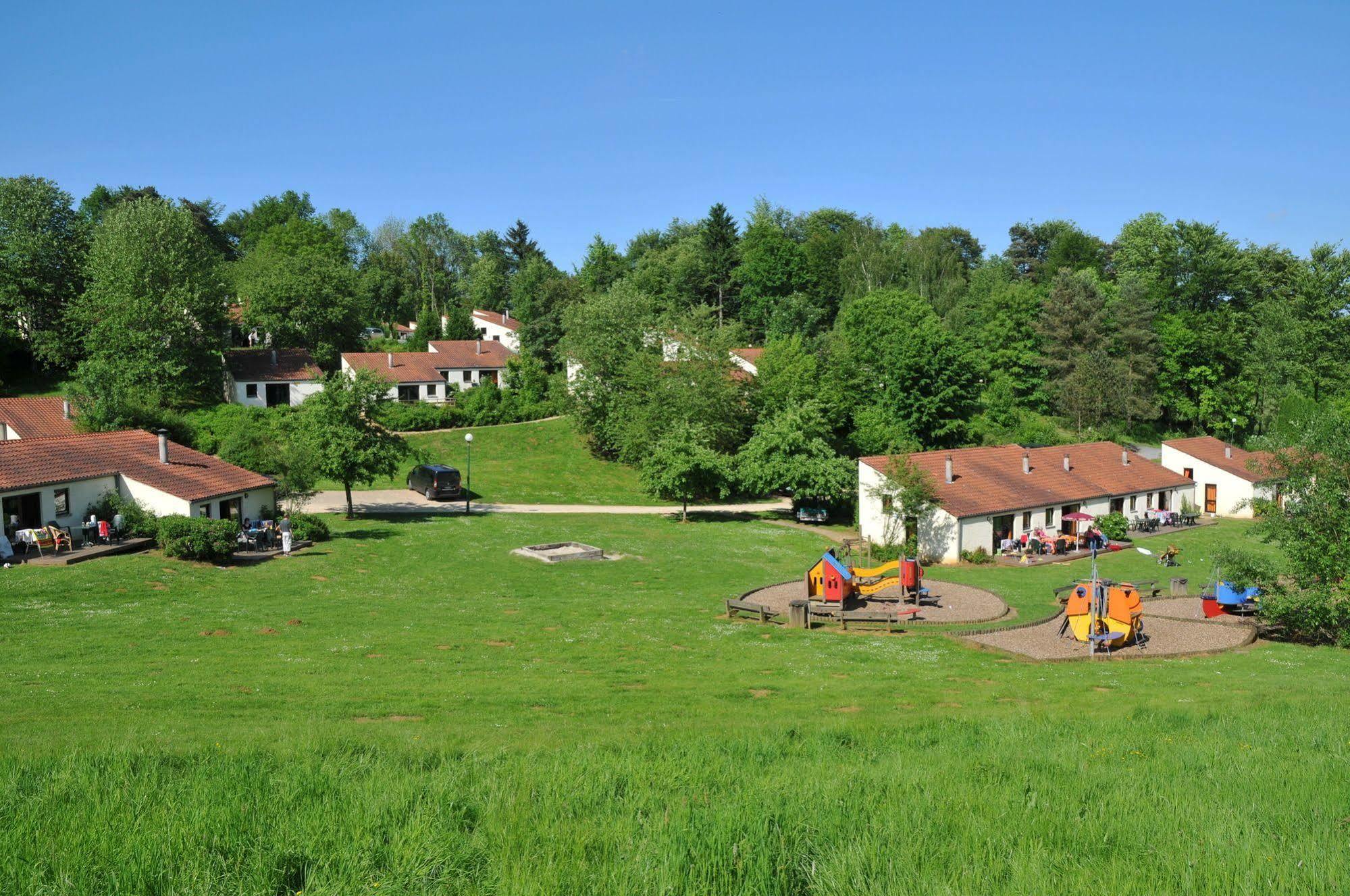 Vallee De Rabais Otel Virton Dış mekan fotoğraf