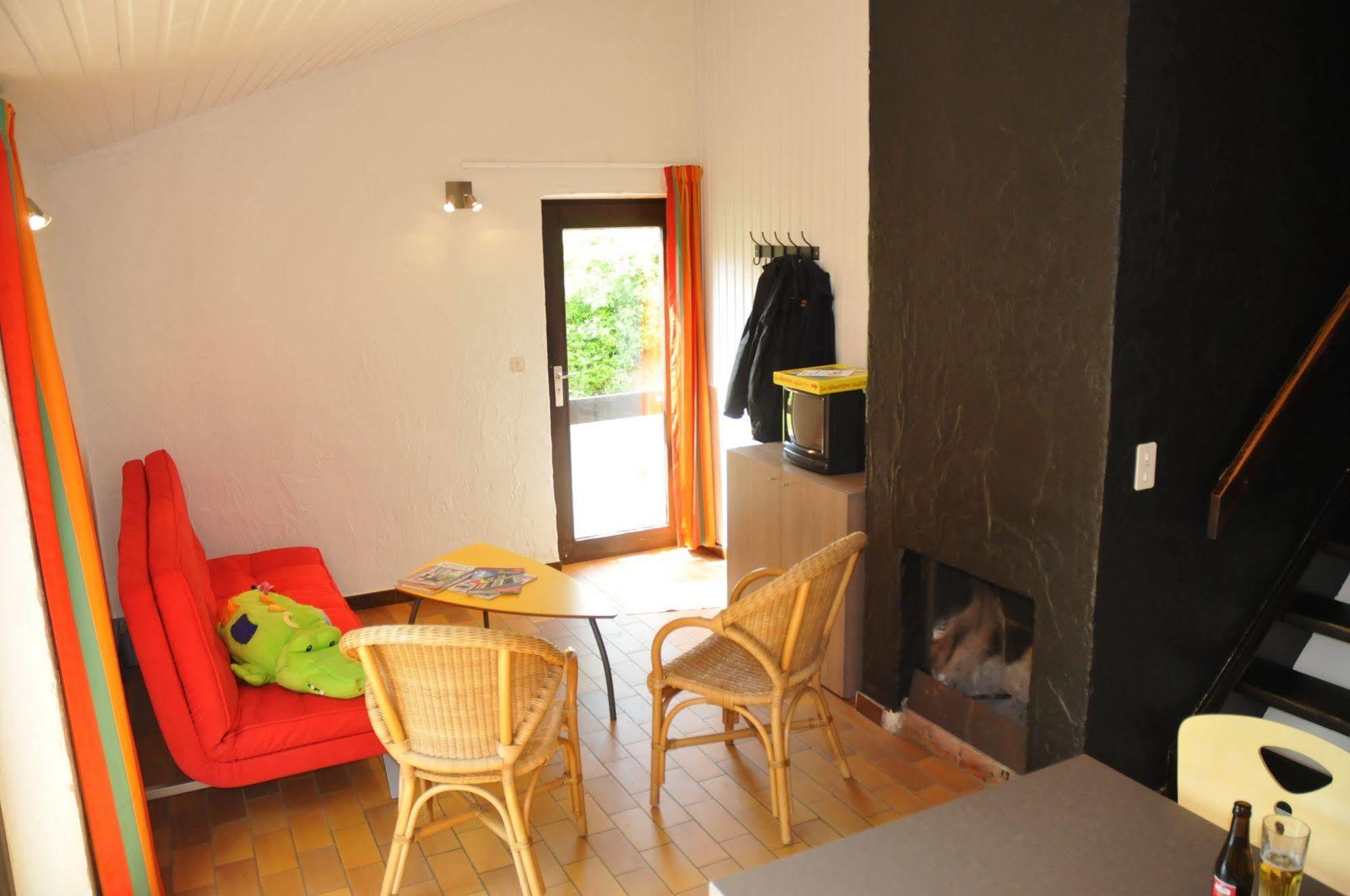 Vallee De Rabais Otel Virton Dış mekan fotoğraf