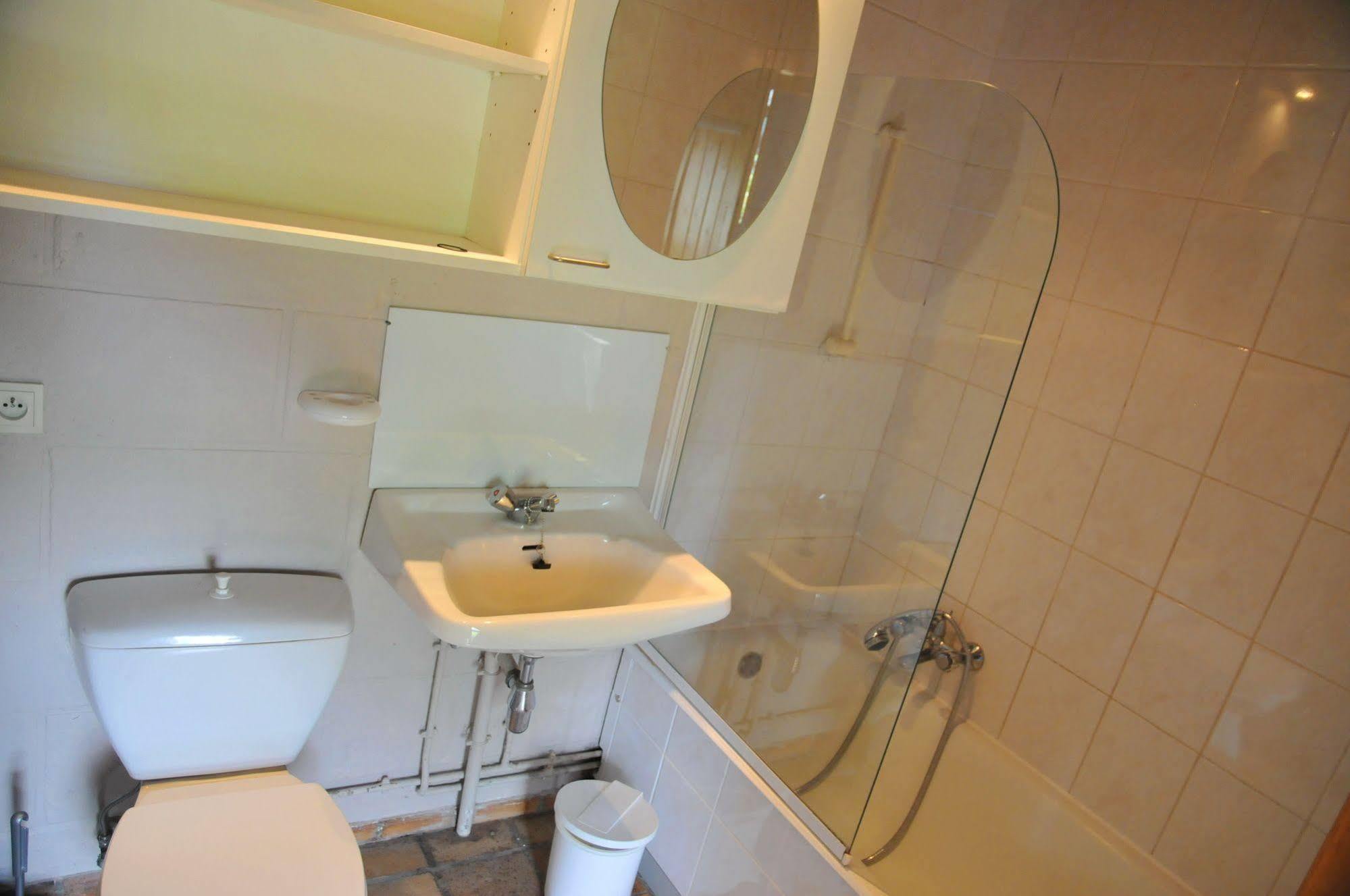 Vallee De Rabais Otel Virton Dış mekan fotoğraf