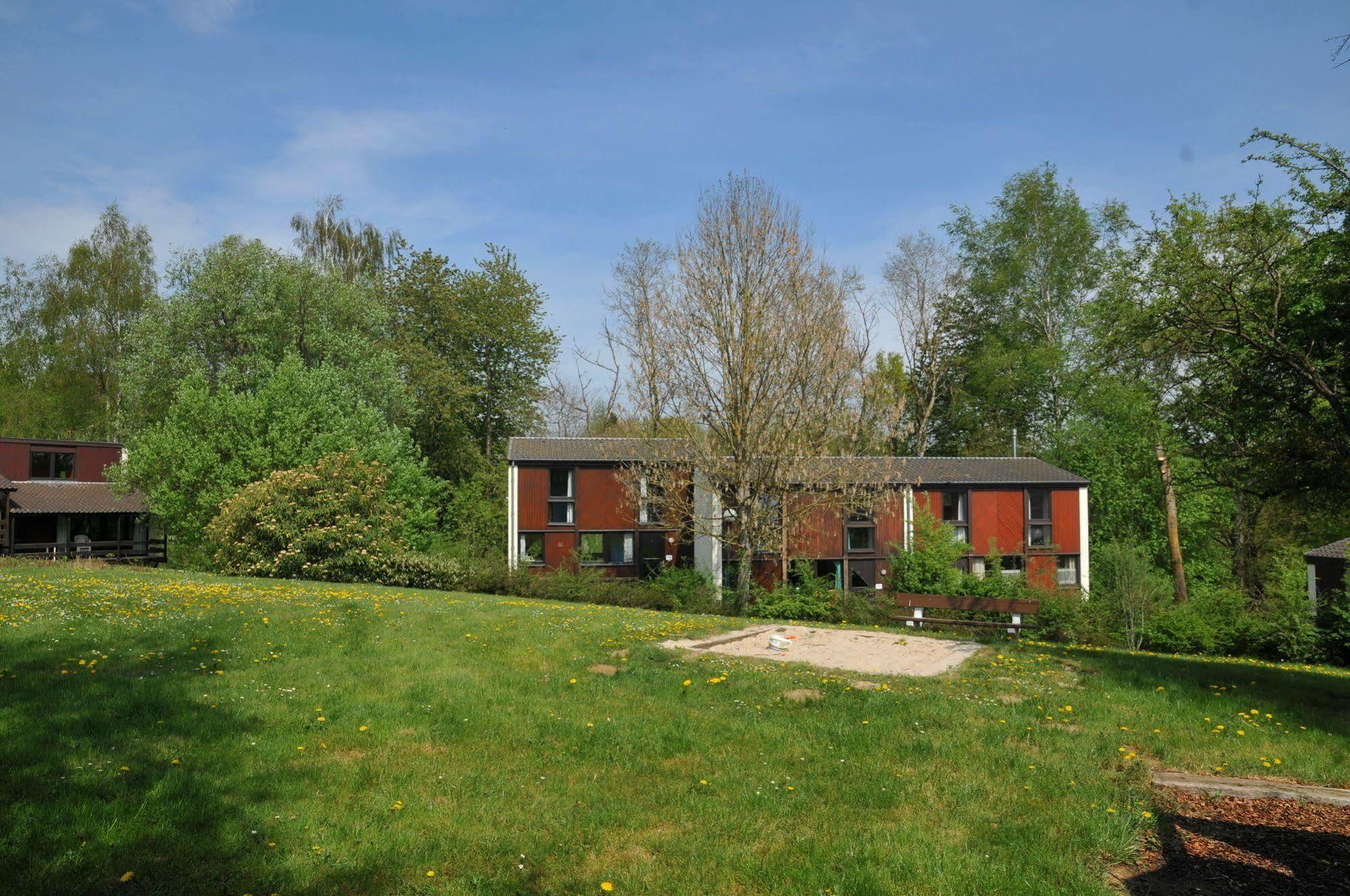 Vallee De Rabais Otel Virton Dış mekan fotoğraf
