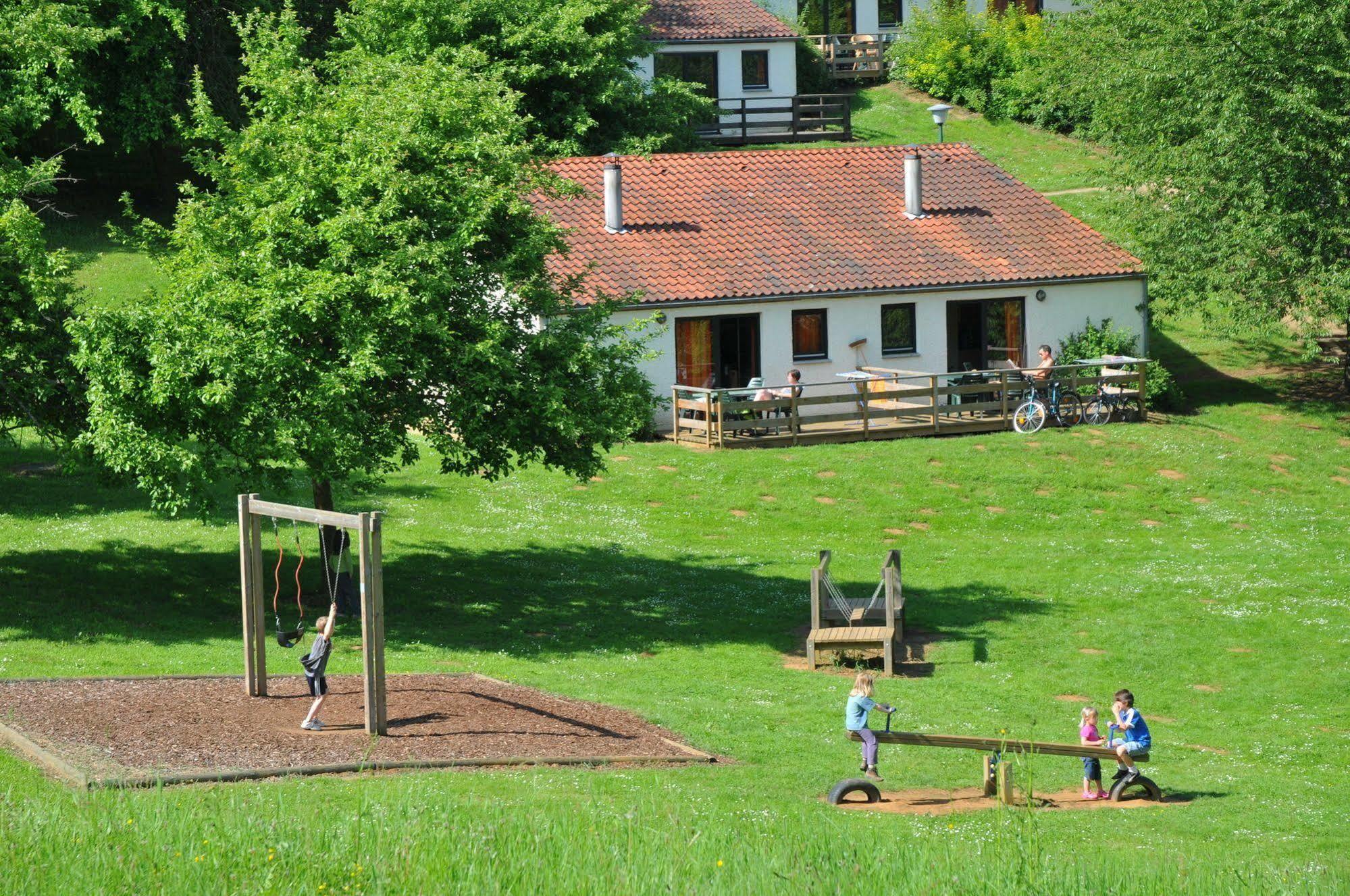 Vallee De Rabais Otel Virton Dış mekan fotoğraf