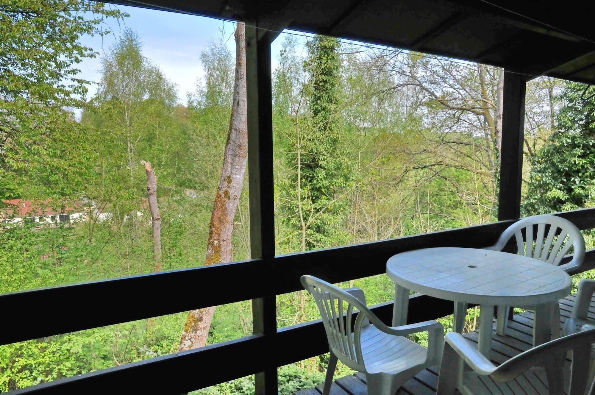 Vallee De Rabais Otel Virton Dış mekan fotoğraf