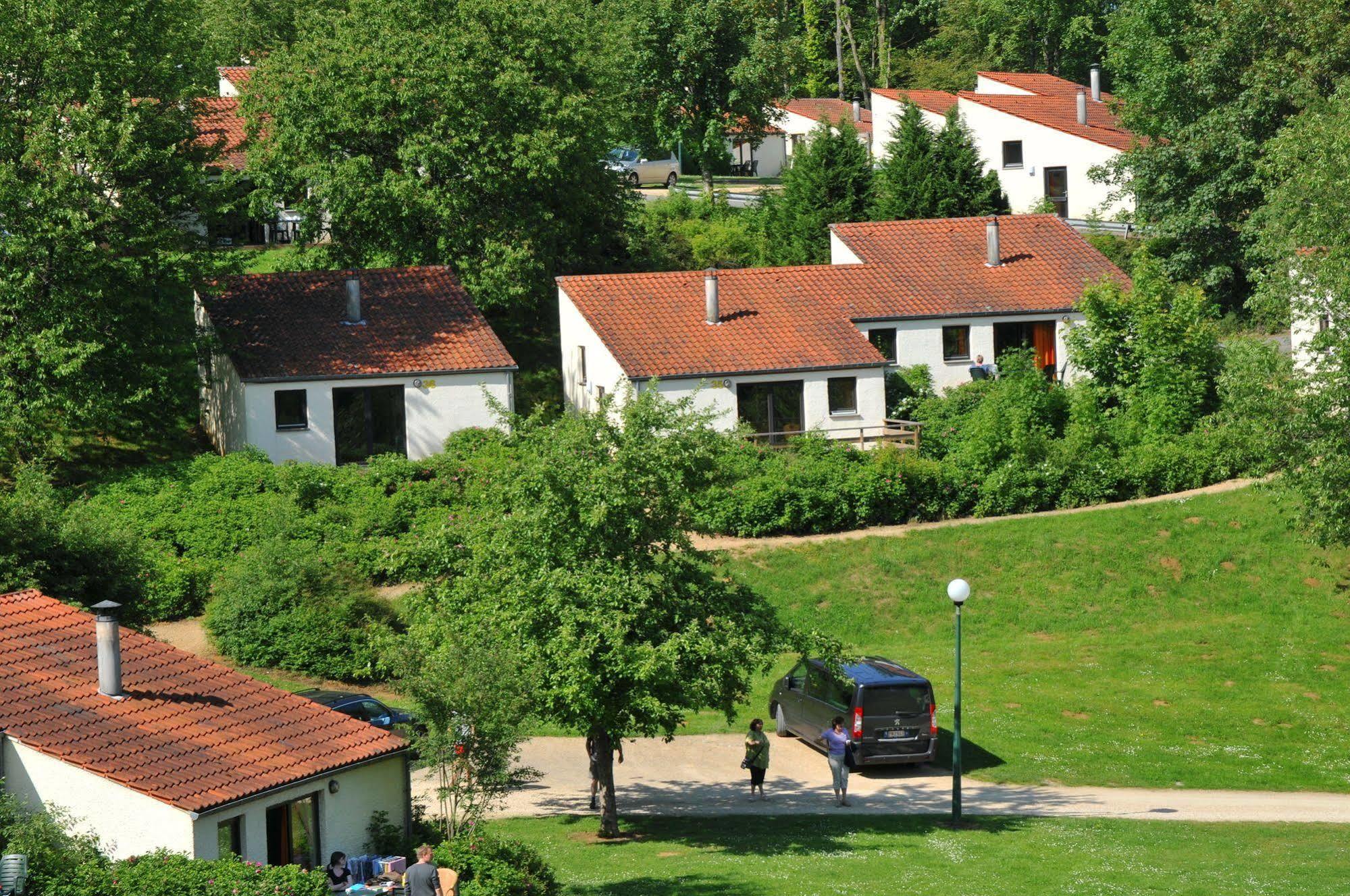 Vallee De Rabais Otel Virton Dış mekan fotoğraf